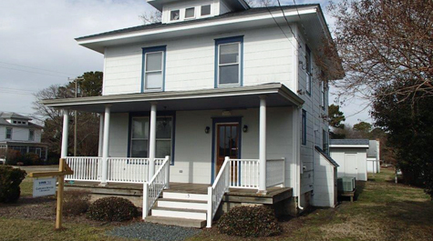 Carlsen House