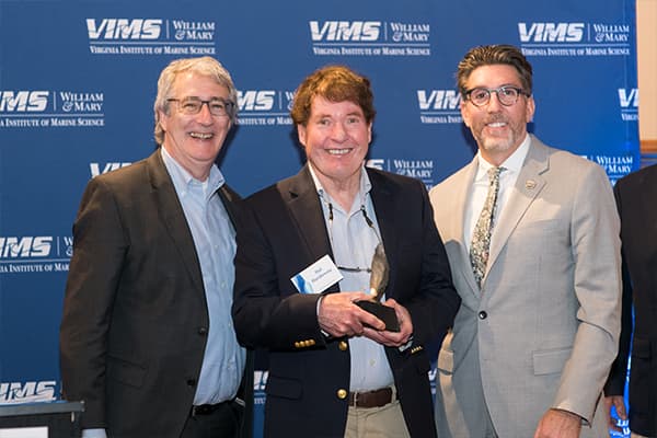 Hardaway (center) with VIMS Foundation Board President Rick Hill (left) and VIMS Dean &amp; Director Derek Aday (right).