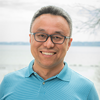 Donglai Gong